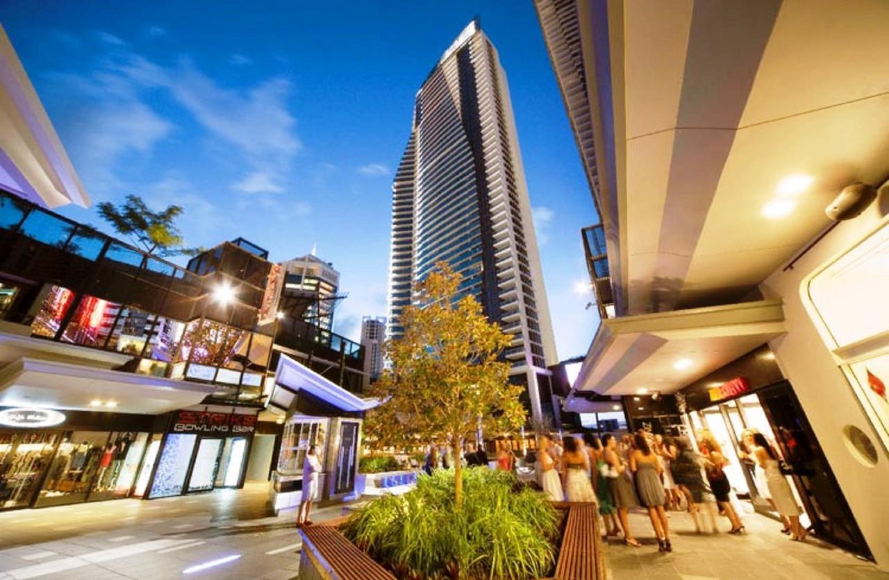 Circle On Cavil Holidays โกลด์โคสต์ ภายนอก รูปภาพ